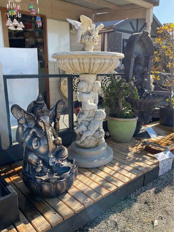 OUTDOOR WATER FEATURE - Cherub and Doves Fountain - Image 2